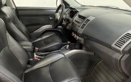 Mitsubishi Outlander III рестайлинг 3, 2006 год, 810 000 рублей, 18 фотография