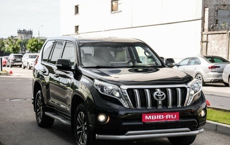 Toyota Land Cruiser Prado 150 рестайлинг 2, 2014 год, 3 399 000 рублей, 5 фотография