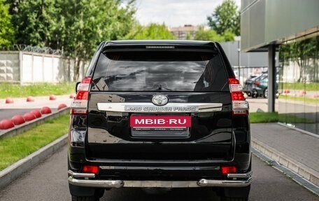 Toyota Land Cruiser Prado 150 рестайлинг 2, 2014 год, 3 399 000 рублей, 7 фотография