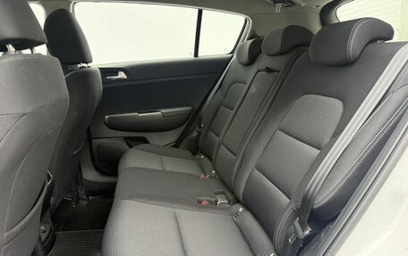KIA Sportage IV рестайлинг, 2020 год, 2 222 000 рублей, 11 фотография