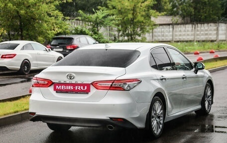 Toyota Camry, 2019 год, 2 769 000 рублей, 6 фотография