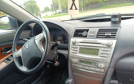 Toyota Camry, 2010 год, 1 200 000 рублей, 12 фотография