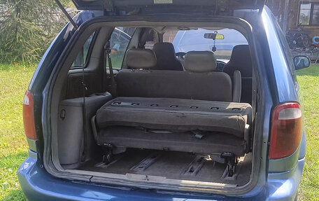 Chrysler Voyager IV, 2002 год, 375 000 рублей, 11 фотография