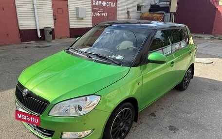 Skoda Fabia II, 2013 год, 930 000 рублей, 2 фотография