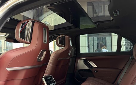 BMW 7 серия, 2025 год, 13 700 000 рублей, 15 фотография