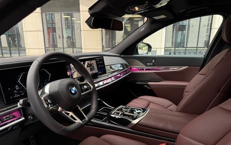 BMW 7 серия, 2025 год, 13 700 000 рублей, 11 фотография