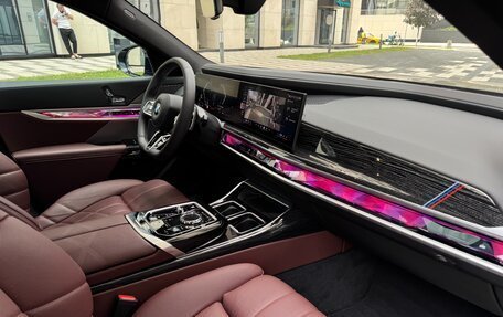 BMW 7 серия, 2025 год, 13 700 000 рублей, 13 фотография