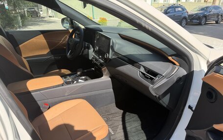Lexus RX IV рестайлинг, 2024 год, 6 850 000 рублей, 7 фотография