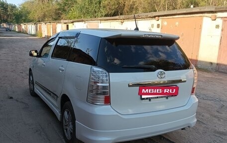 Toyota Wish II, 2004 год, 800 000 рублей, 4 фотография