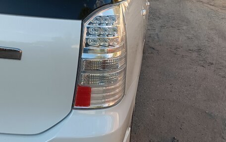 Toyota Wish II, 2004 год, 800 000 рублей, 7 фотография
