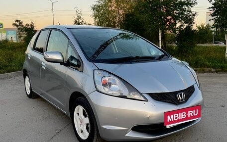 Honda Fit III, 2008 год, 600 000 рублей, 2 фотография