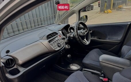 Honda Fit III, 2008 год, 600 000 рублей, 11 фотография