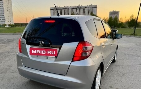 Honda Fit III, 2008 год, 600 000 рублей, 5 фотография
