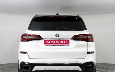 BMW X5, 2019 год, 5 799 000 рублей, 4 фотография