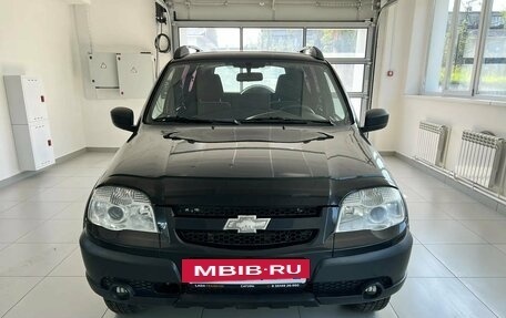 Chevrolet Niva I рестайлинг, 2018 год, 650 000 рублей, 3 фотография