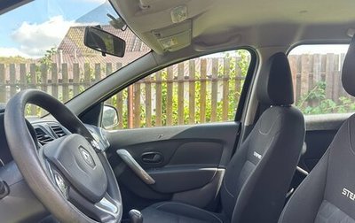 Renault Sandero II рестайлинг, 2016 год, 750 000 рублей, 1 фотография