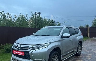 Mitsubishi Pajero Sport III рестайлинг, 2017 год, 2 850 000 рублей, 1 фотография