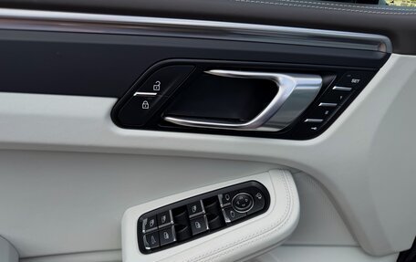 Porsche Macan I рестайлинг, 2021 год, 5 900 000 рублей, 25 фотография