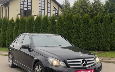 Mercedes-Benz C-Класс, 2013 год, 1 800 000 рублей, 1 фотография