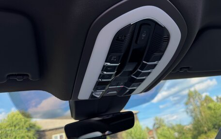 Porsche Macan I рестайлинг, 2021 год, 5 900 000 рублей, 38 фотография