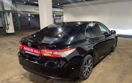 Toyota Camry, 2021 год, 2 970 000 рублей, 4 фотография