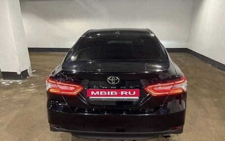 Toyota Camry, 2021 год, 2 970 000 рублей, 5 фотография