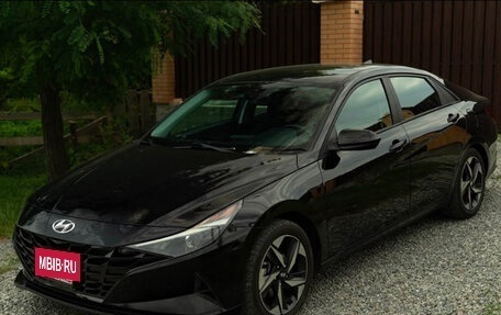 Hyundai Elantra, 2022 год, 2 500 000 рублей, 2 фотография