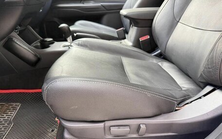 Mitsubishi Outlander III рестайлинг 3, 2016 год, 2 190 000 рублей, 22 фотография