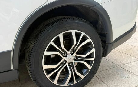 Mitsubishi Outlander III рестайлинг 3, 2016 год, 2 190 000 рублей, 30 фотография