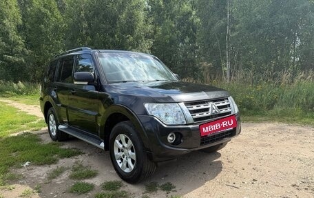 Mitsubishi Pajero IV, 2012 год, 2 150 000 рублей, 3 фотография