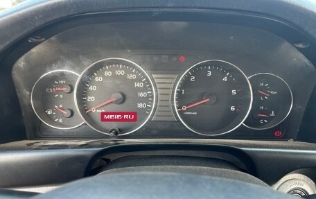 Toyota Land Cruiser 100 рестайлинг 2, 2004 год, 2 750 000 рублей, 10 фотография