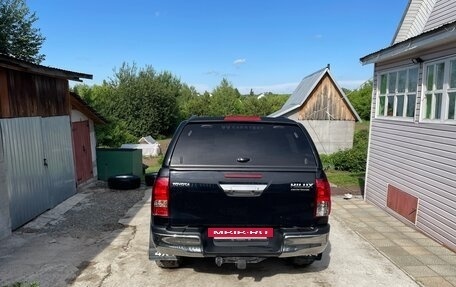 Toyota Hilux VIII, 2016 год, 4 550 000 рублей, 4 фотография