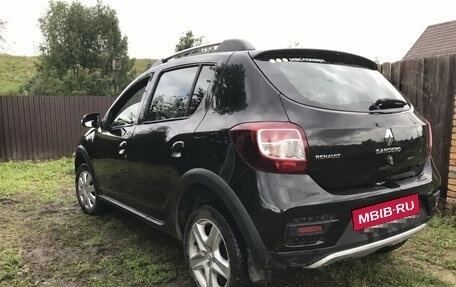 Renault Sandero II рестайлинг, 2016 год, 750 000 рублей, 3 фотография