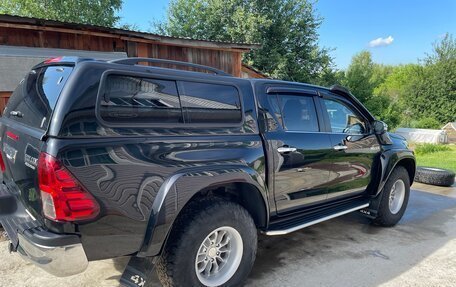 Toyota Hilux VIII, 2016 год, 4 550 000 рублей, 6 фотография