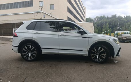 Volkswagen Tiguan II, 2021 год, 3 150 000 рублей, 3 фотография