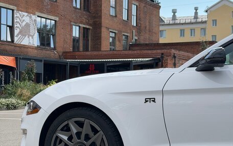 Ford Mustang VI рестайлинг, 2019 год, 4 000 000 рублей, 13 фотография