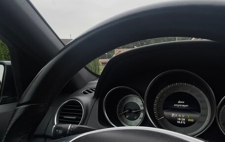 Mercedes-Benz C-Класс, 2013 год, 1 800 000 рублей, 11 фотография