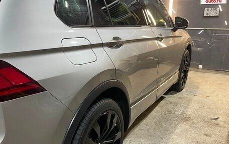 Volkswagen Tiguan II, 2019 год, 2 800 000 рублей, 6 фотография