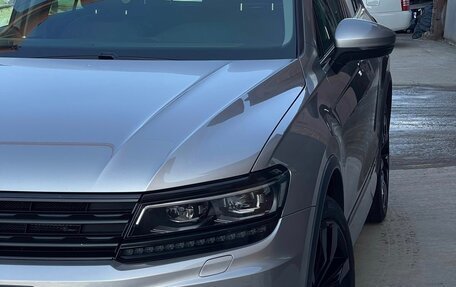 Volkswagen Tiguan II, 2019 год, 2 800 000 рублей, 4 фотография