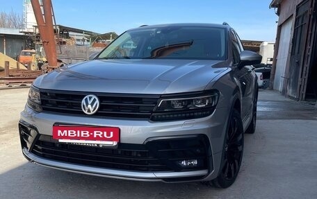 Volkswagen Tiguan II, 2019 год, 2 800 000 рублей, 3 фотография