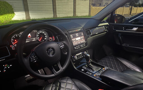 Volkswagen Touareg III, 2017 год, 3 200 000 рублей, 16 фотография