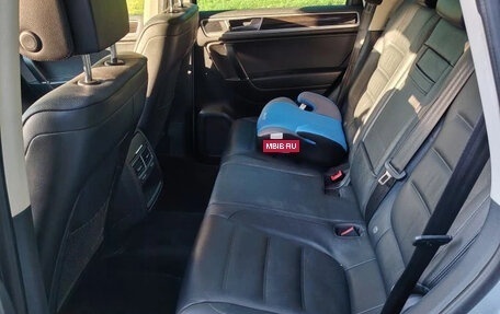 Volkswagen Touareg III, 2015 год, 2 490 000 рублей, 7 фотография