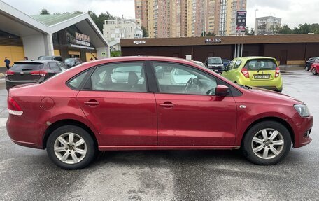 Volkswagen Polo VI (EU Market), 2013 год, 590 000 рублей, 2 фотография