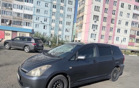 Toyota Wish II, 2004 год, 800 000 рублей, 2 фотография