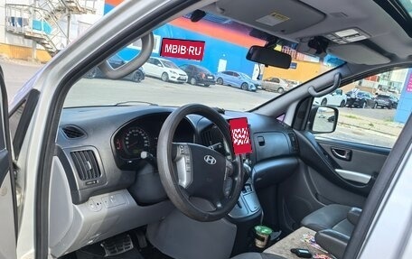 Hyundai Grand Starex Grand Starex I рестайлинг 2, 2007 год, 1 600 000 рублей, 13 фотография