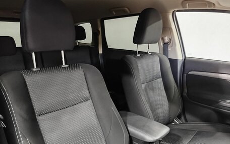 Mitsubishi Outlander III рестайлинг 3, 2016 год, 1 750 000 рублей, 22 фотография