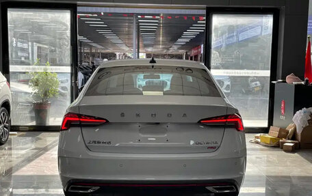 Skoda Octavia IV, 2023 год, 2 700 000 рублей, 14 фотография