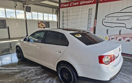 Volkswagen Jetta VI, 2010 год, 500 000 рублей, 2 фотография