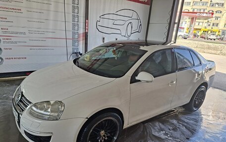 Volkswagen Jetta VI, 2010 год, 500 000 рублей, 3 фотография