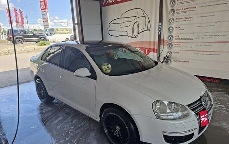 Volkswagen Jetta VI, 2010 год, 500 000 рублей, 6 фотография